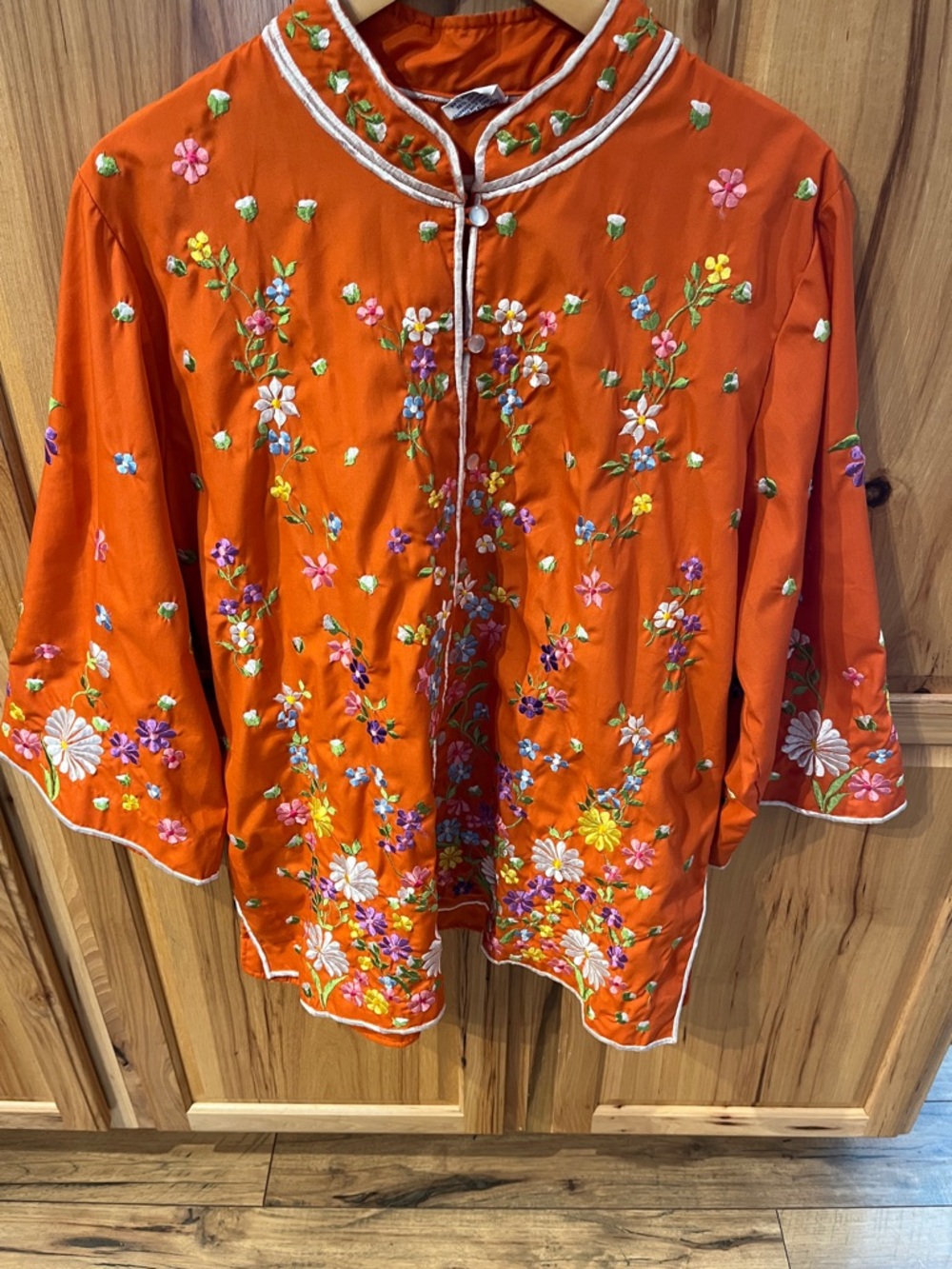 VINTAGE Chuchi Embroidered Orange Floral Kimono Jacket, EUC